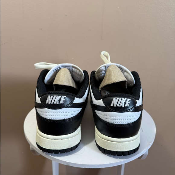 Size 8W - Nike Dunk Low Vintage Panda - Picture 3 of 6